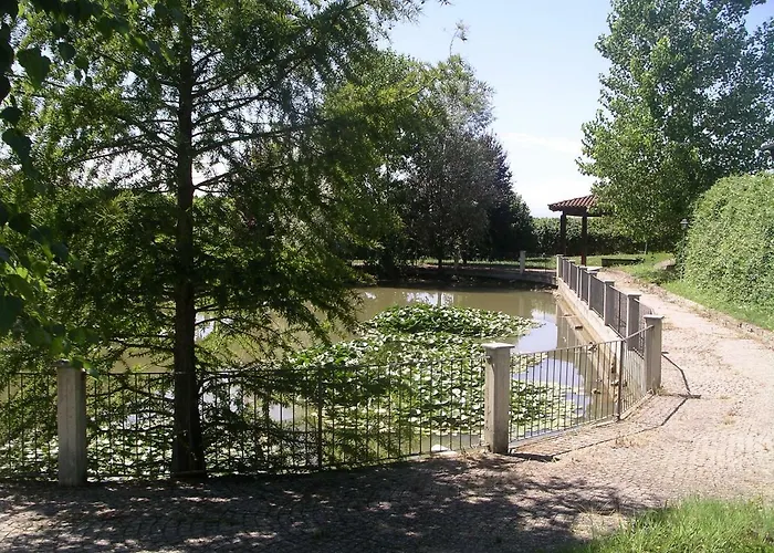 Konukevi Cascina Venaria In Roero