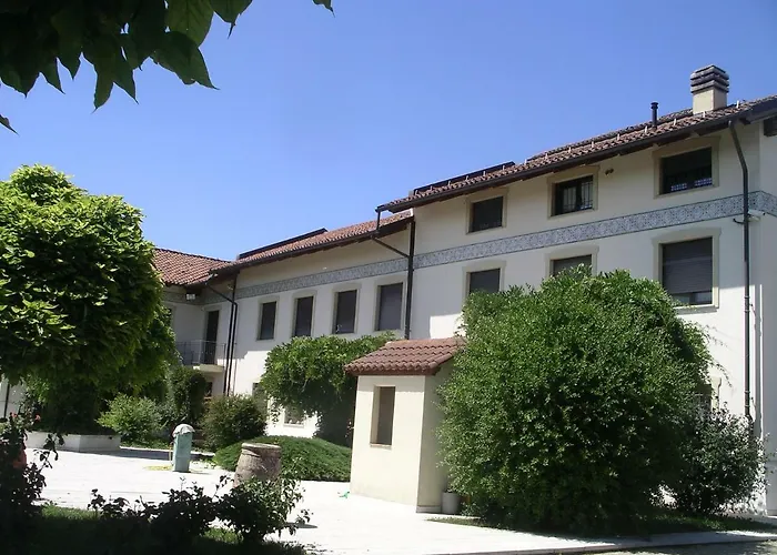 Cascina Venaria In Roero Konukevi Valfenera